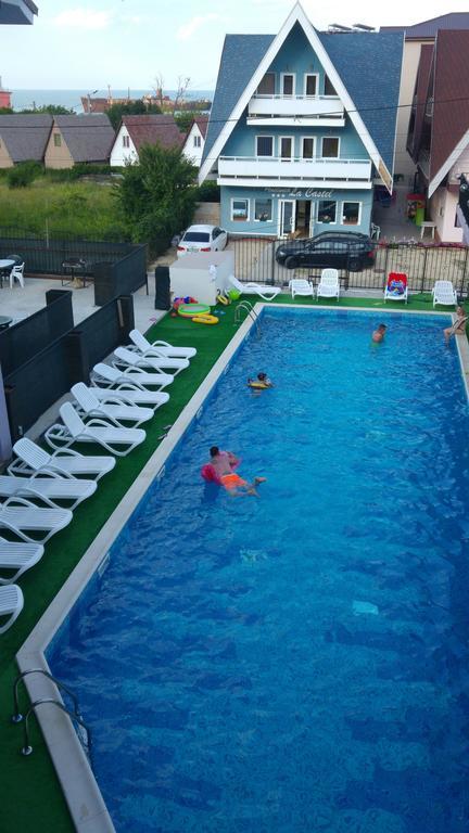 Pensiunea La Castel - Piscina Incalzita Костінешть Екстер'єр фото