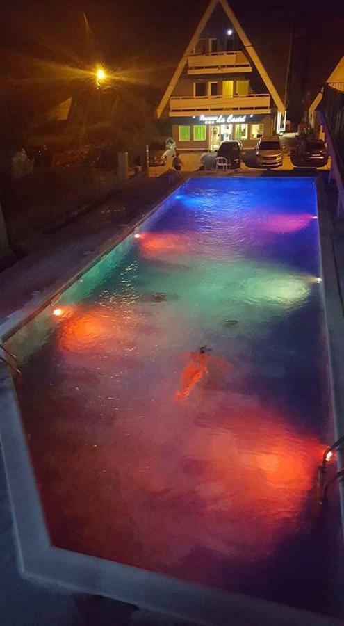 Pensiunea La Castel - Piscina Incalzita Костінешть Екстер'єр фото